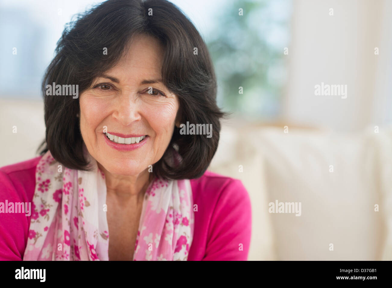 Senior black american woman hi-res stock photography and images - Alamy