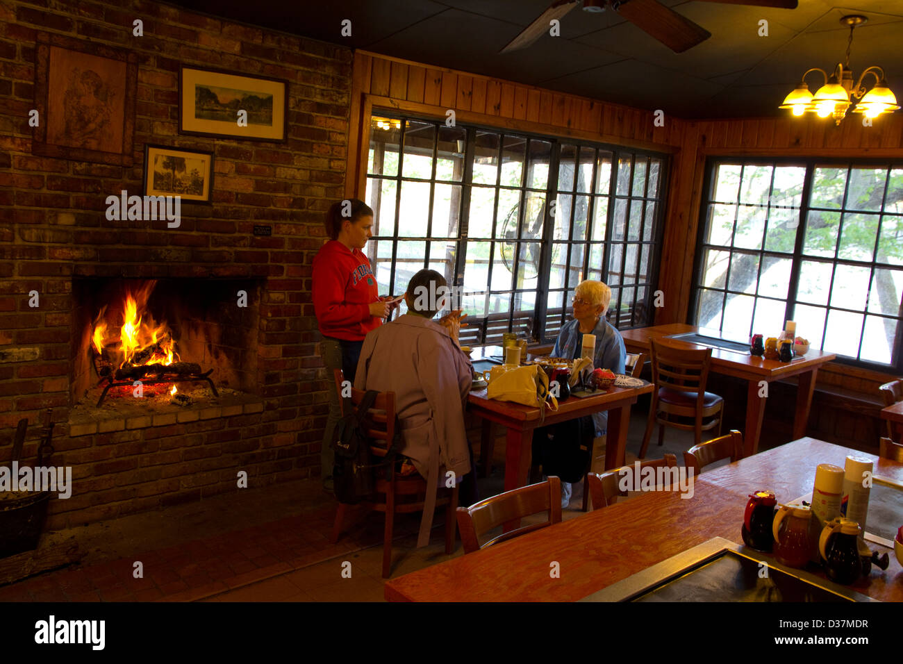 Tabletop griddles at the Old Spanish Sugar Mill Restaurant, north of