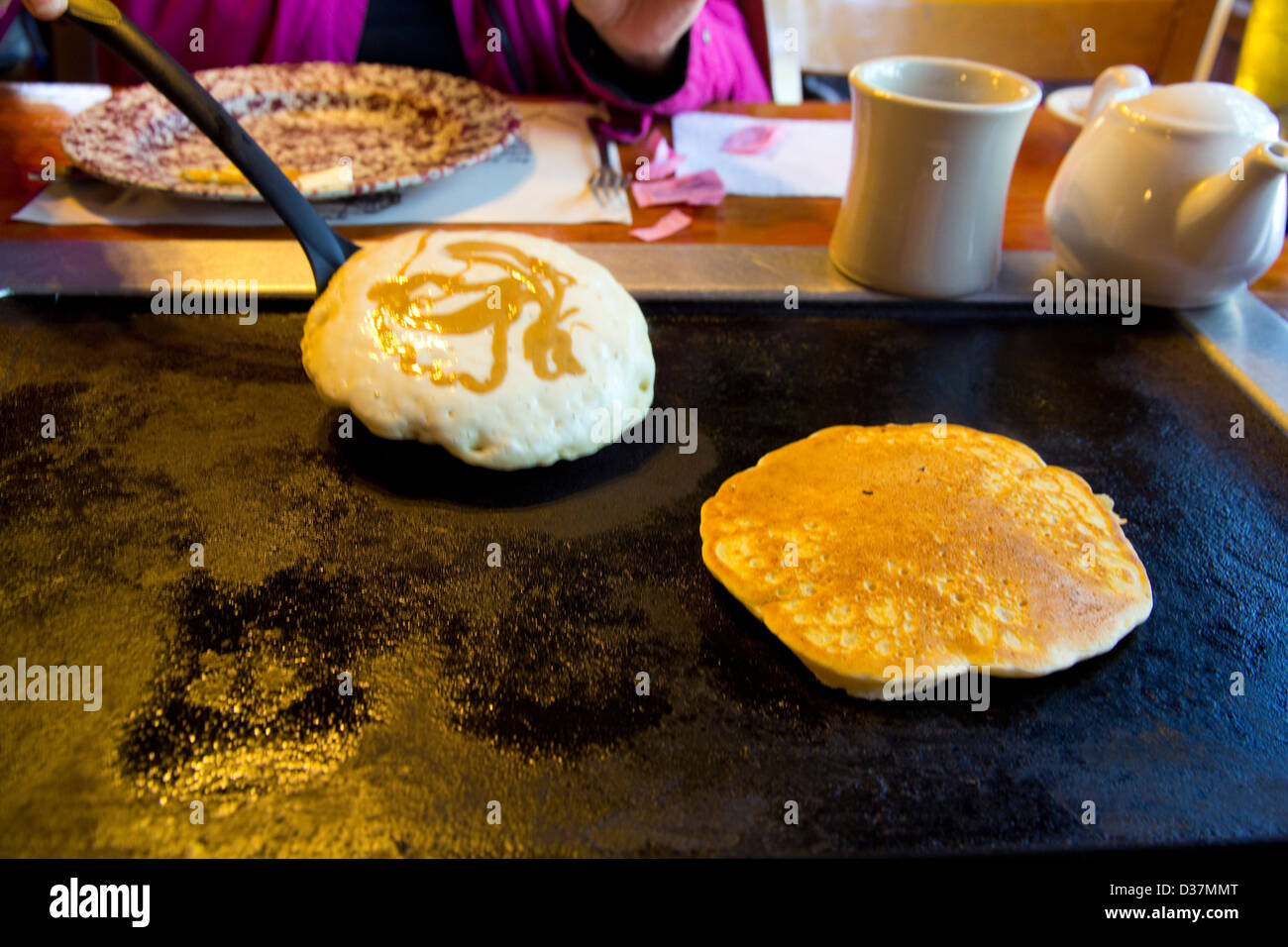 Tabletop griddles at the Old Spanish Sugar Mill Restaurant, north of