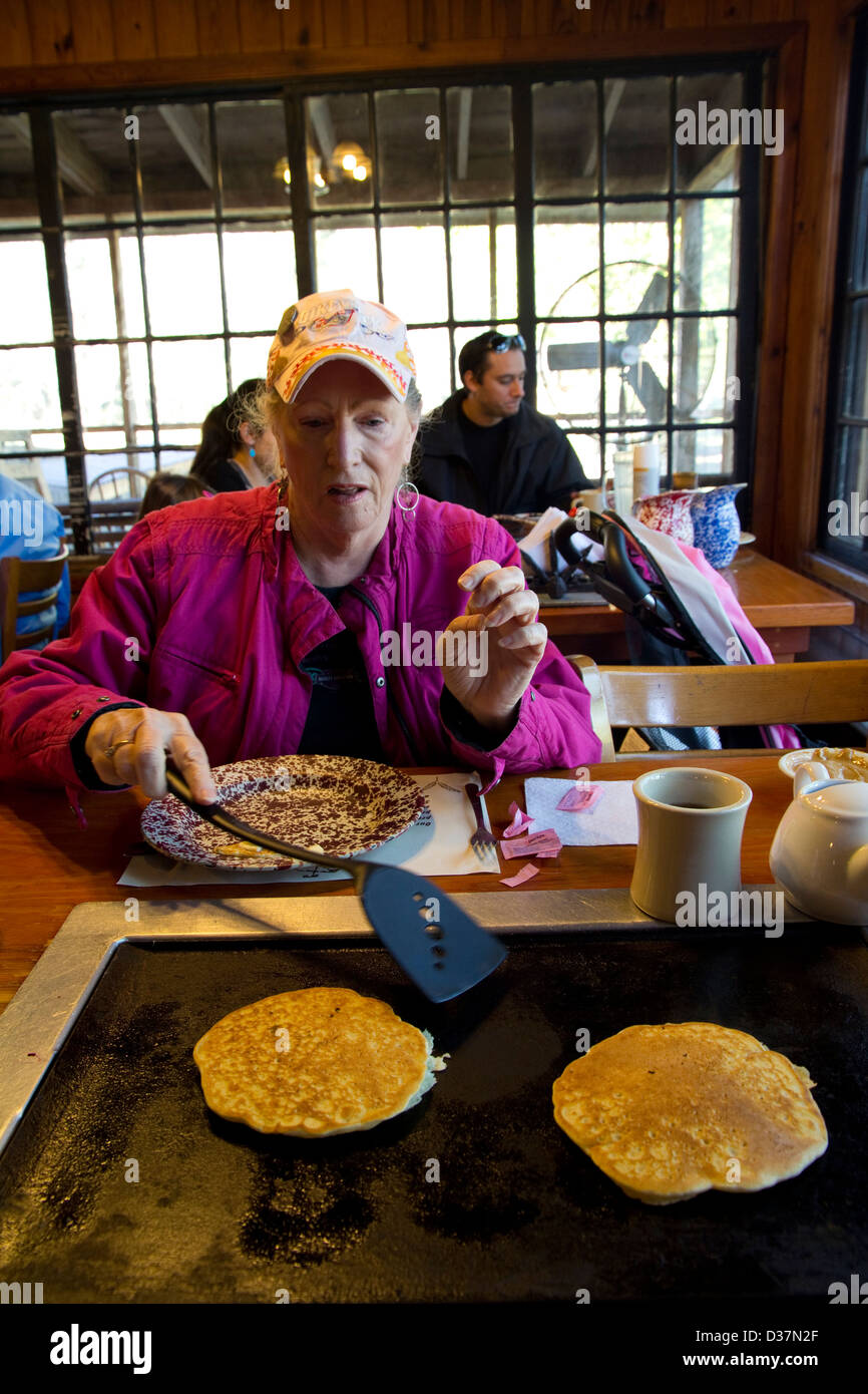 Tabletop griddles at the Old Spanish Sugar Mill Restaurant, north of