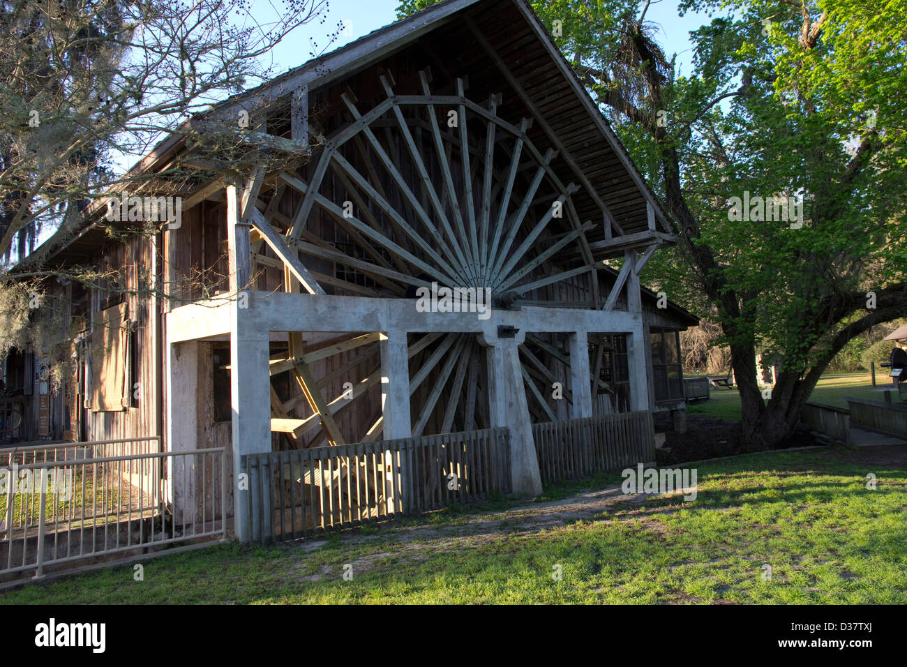 The Old Spanish Sugar Mill Restaurant is a key attraction at DeLeon