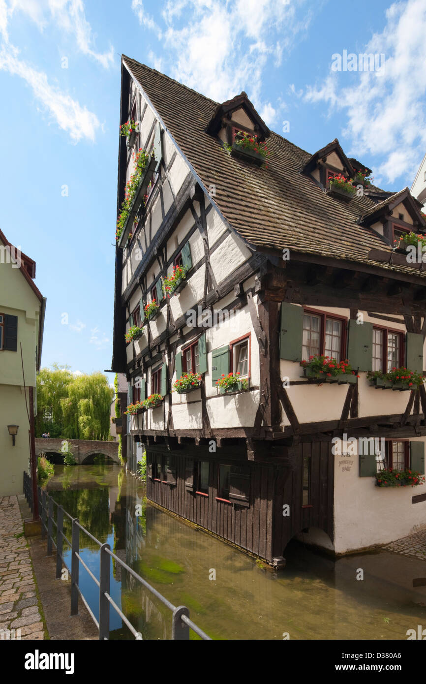 Schiefes Haus Ulm Baden Wurttemberg Germany Stock Photo