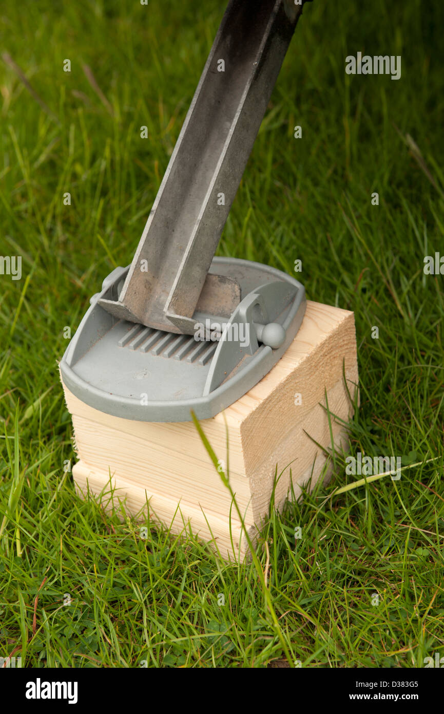 Touring caravan Legs stabilizer blocks Stock Photo Alamy