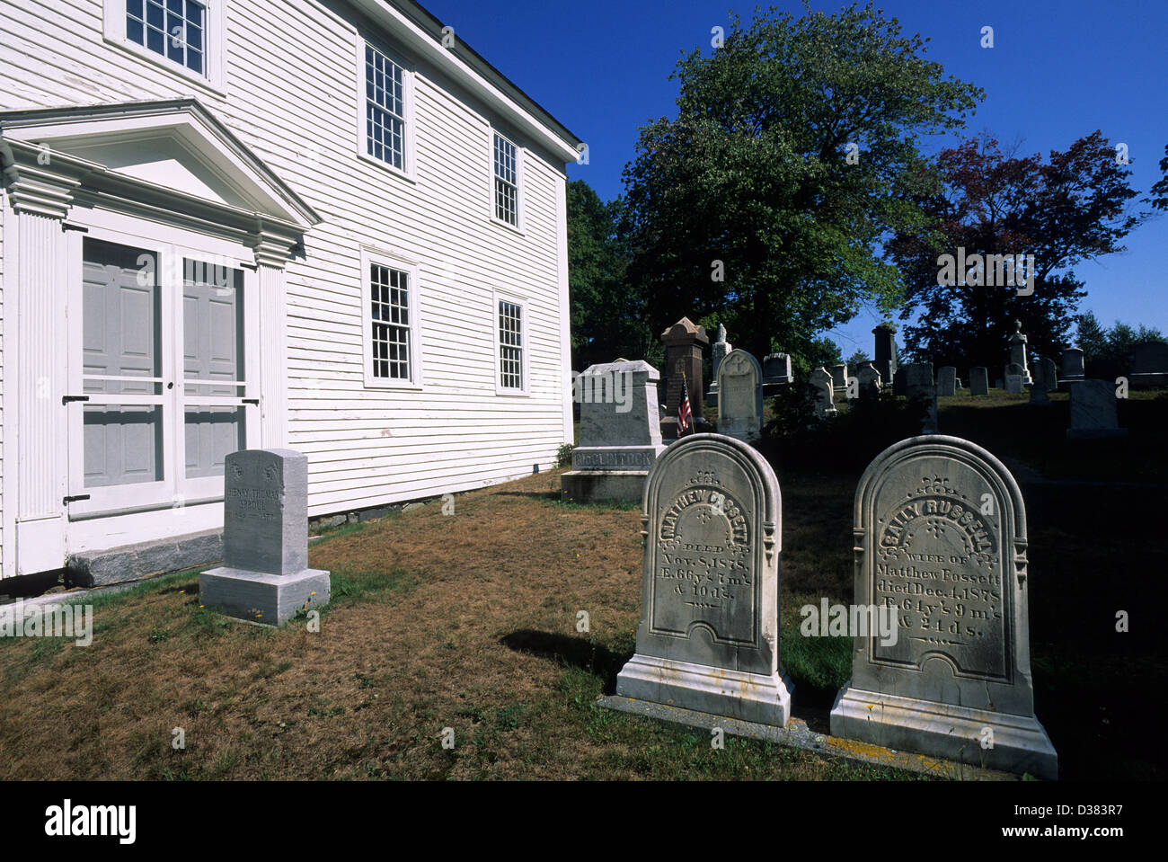 Elk282-1467 Maine, Pemaquid Point, Harrington Meeting House with cemetery Stock Photo