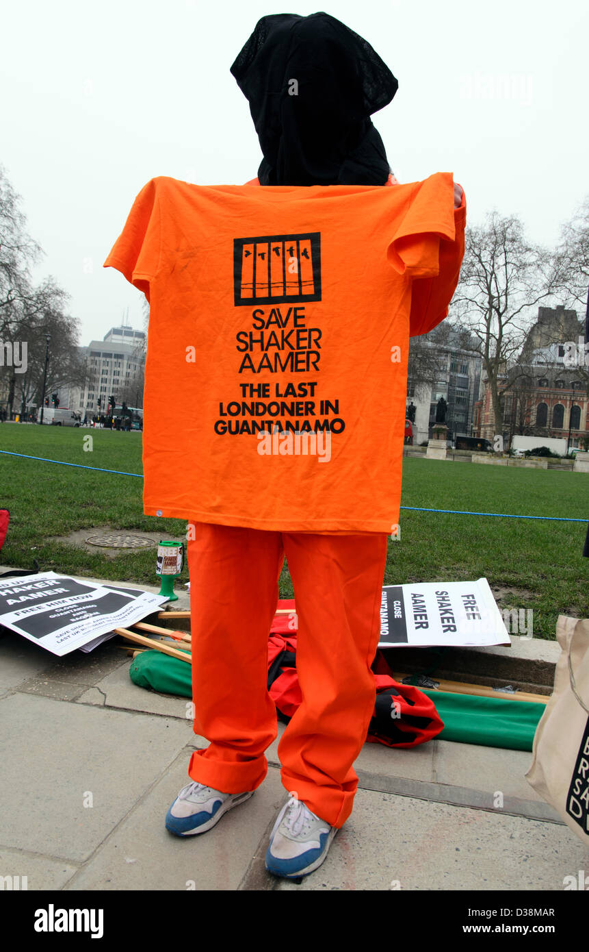Demonstration “Stand Up for Shaker Aamer” by the Shut Down Guantánamo Campaign in Parliament Square -  Shaker  Aamer will mark his 11th year of detention without charge or trial at Guantánamo Bay Stock Photo