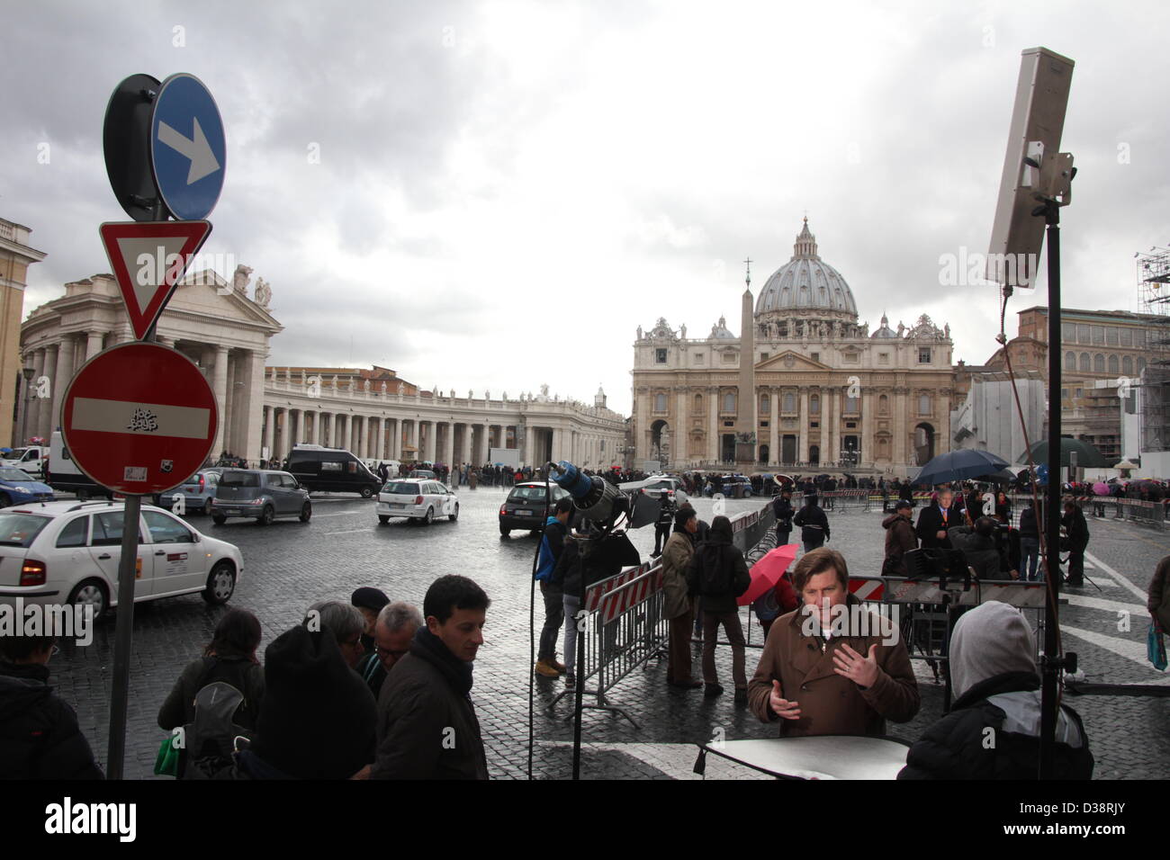 12 Feb 2013 The world's media at the Vatican City, Rome following the resignation announcement by Pope Benedict XVI Stock Photo