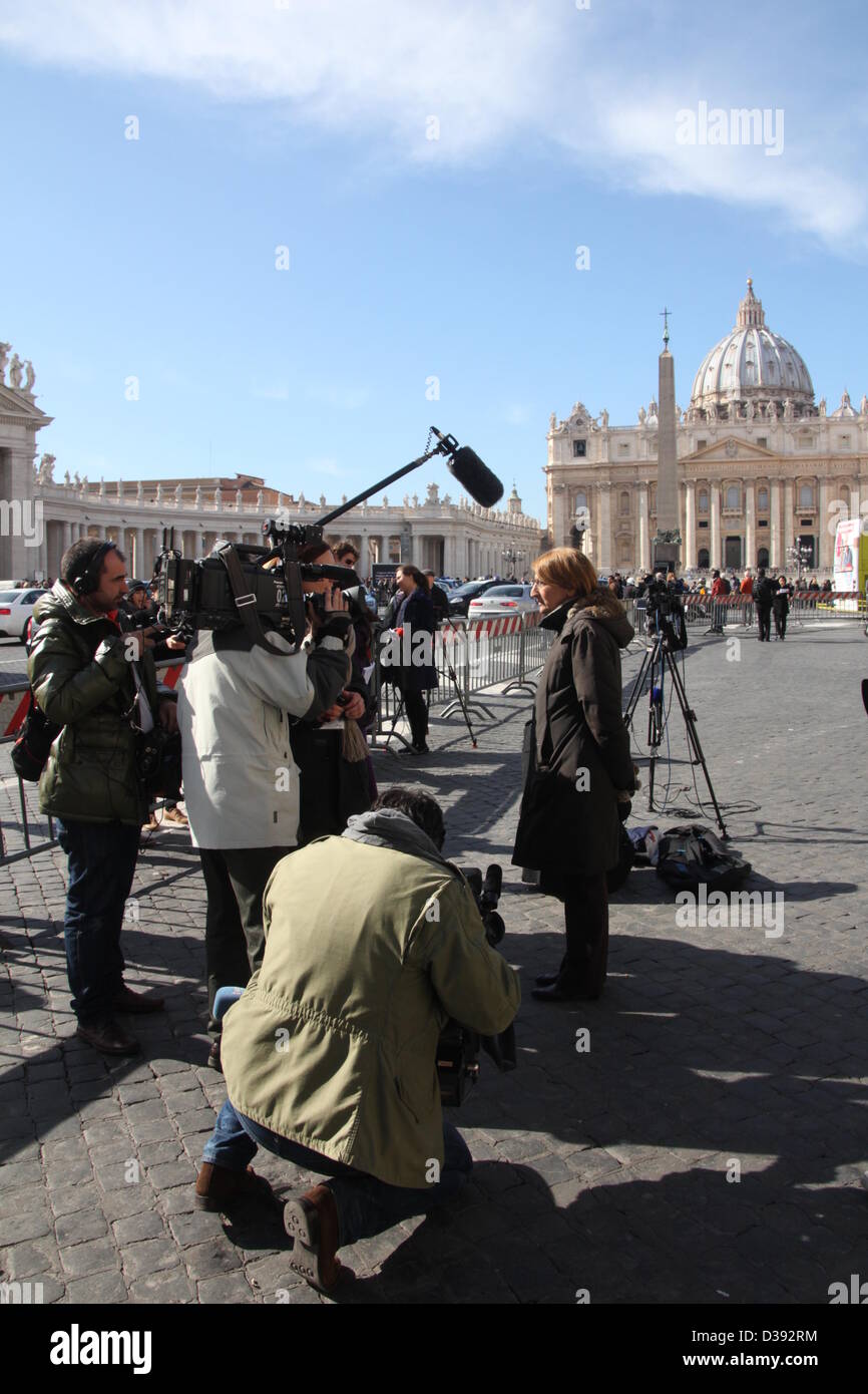 13 Feb 2013 The world's media at the Vatican City, Rome following the resignation announcement by Pope Benedict XVI Stock Photo