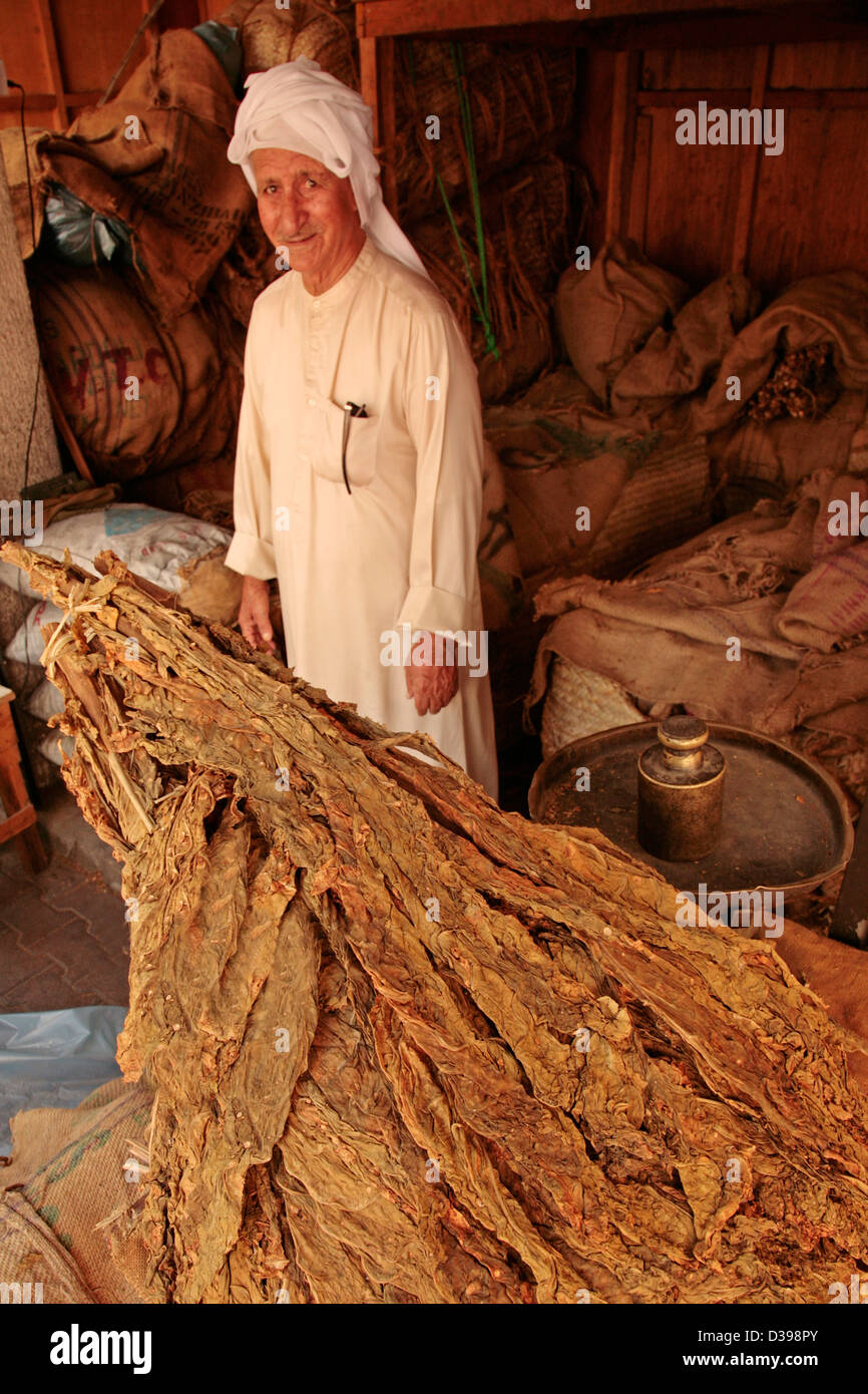 UAE Emirat of Dubai Tobacco shop at Deira Stock Photo Alamy