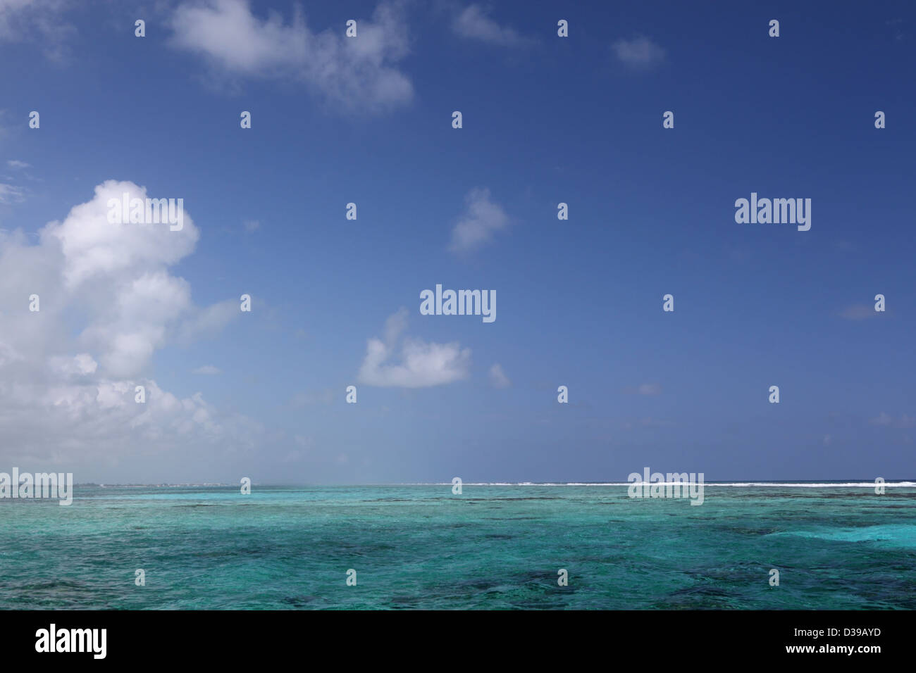 Caribbean beach scene crystal hi-res stock photography and images - Alamy
