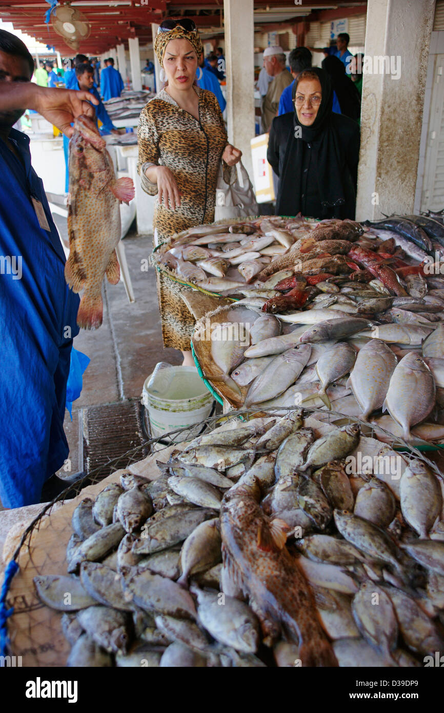 UAE Emirate of Sharjah Fish market Stock Photo Alamy