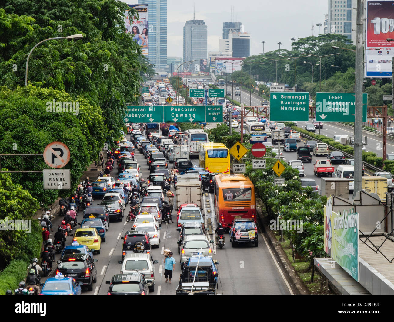 Jakarta Traffic Jam High Resolution Stock Photography And Images Alamy jakarta-traffic-jam-high-resolution-stock-photography-and-images-alamy