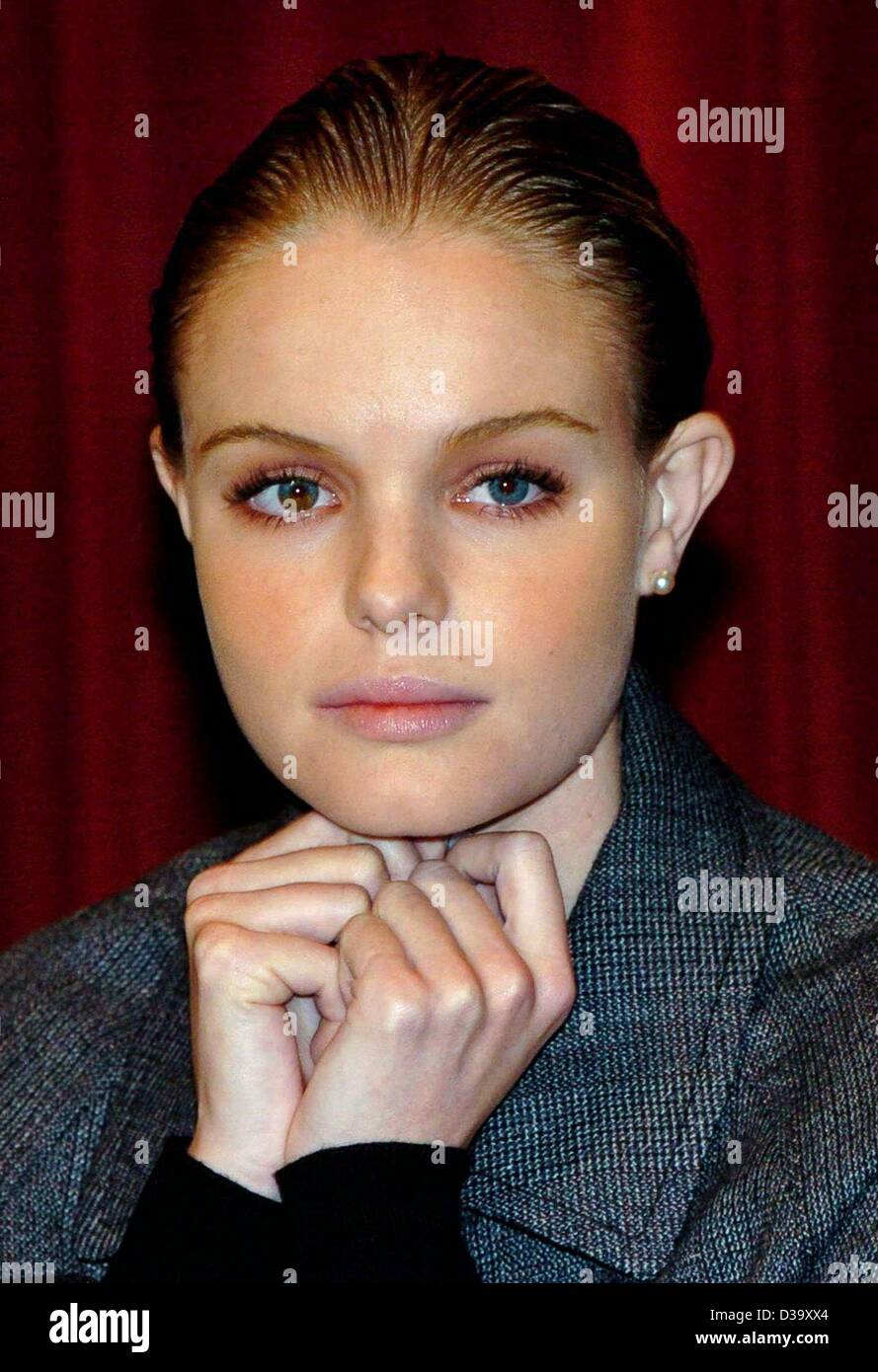 dpa) - US actress Kate Bosworth ('Beyond the Sea', 'Blue Crush'), pictured  in Potsdam-Babelsberg, Germany, 20 November 2003 Stock Photo - Alamy, image size:889x1390
