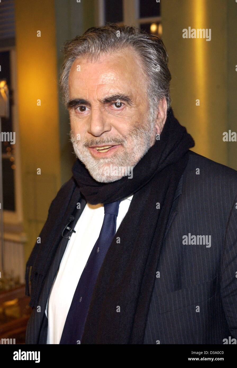 (dpa) - Swiss actor Maximilian Schell at a TV show in Cologne, 29 January 2002. Stock Photo