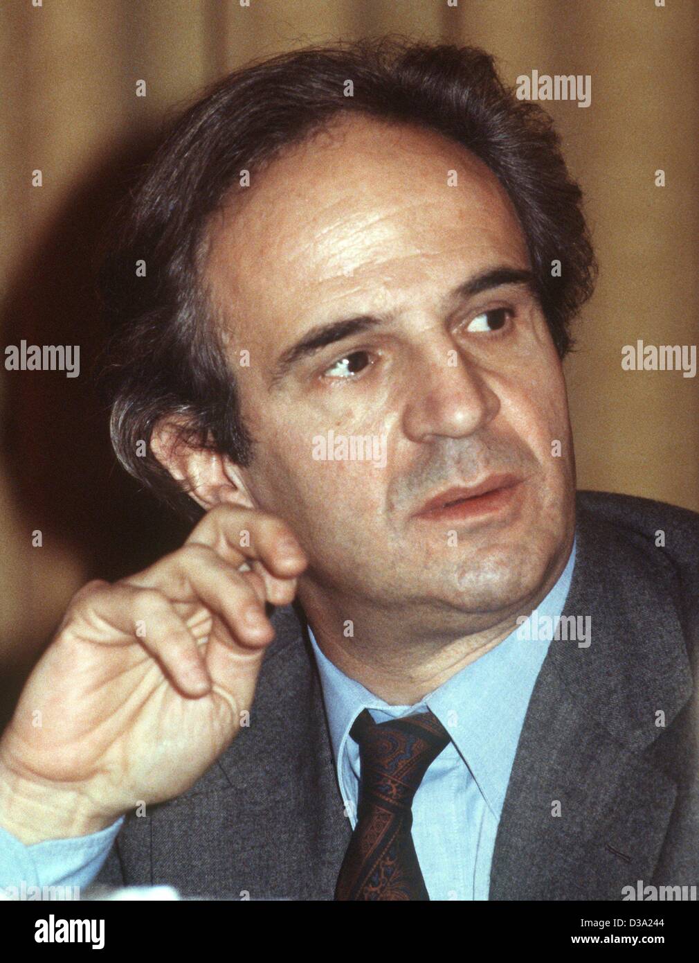 Truffaut hi-res stock photography and images - Alamy