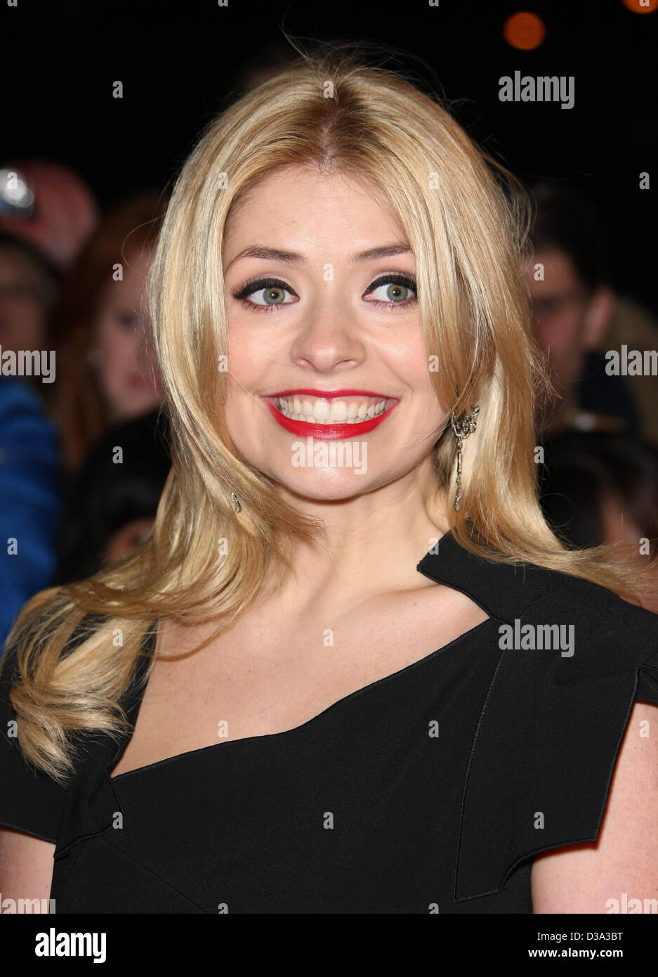 HOLLY WILLOUGHBY TV PRESENTER NATIONAL TELEVISON AWARDS RED CARPET ...