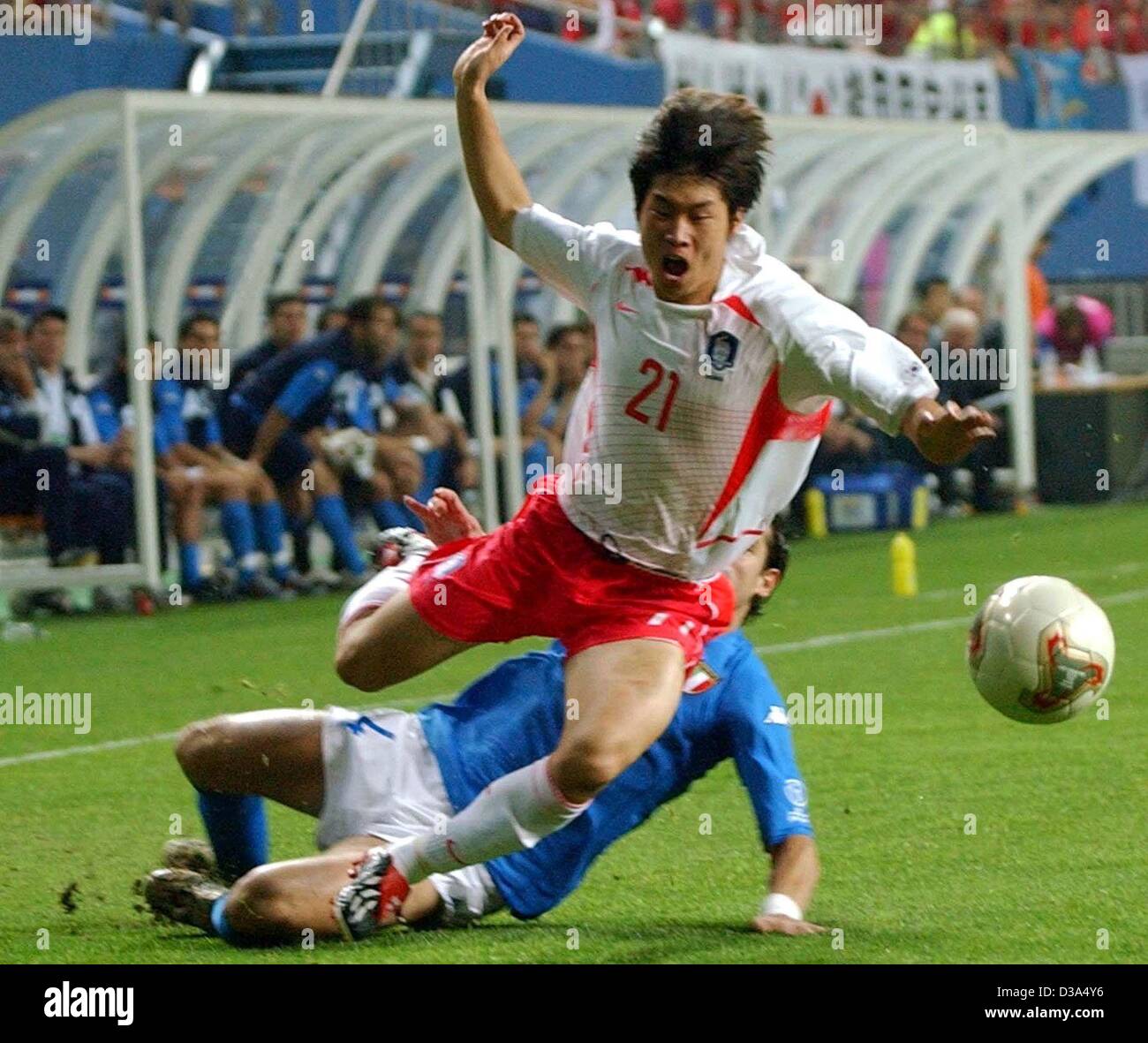 2002 world cup hi-res stock photography and images - Alamy
