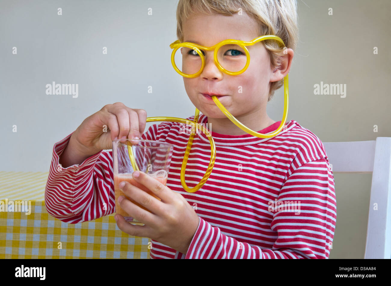 Child silly straw hi-res stock photography and images - Alamy