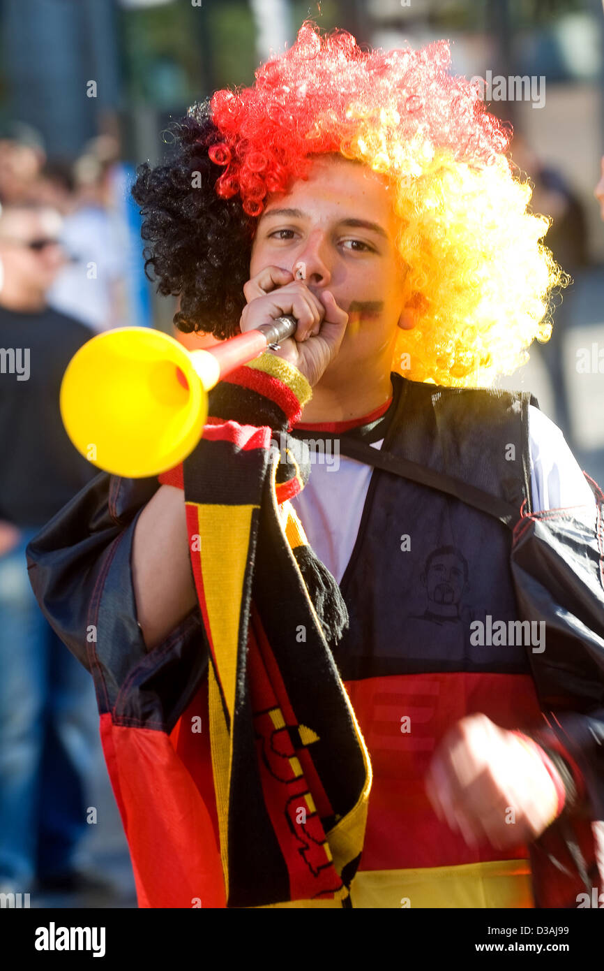 2.857 Vuvuzela Bilder und Fotos - Getty Images
