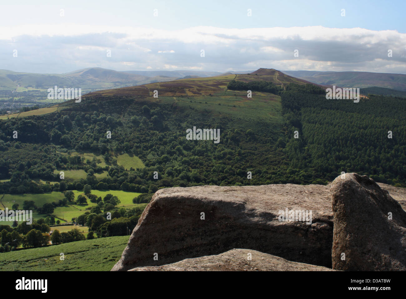 Bamford Moor ridge rocks and Win Hill Stock Photo - Alamy