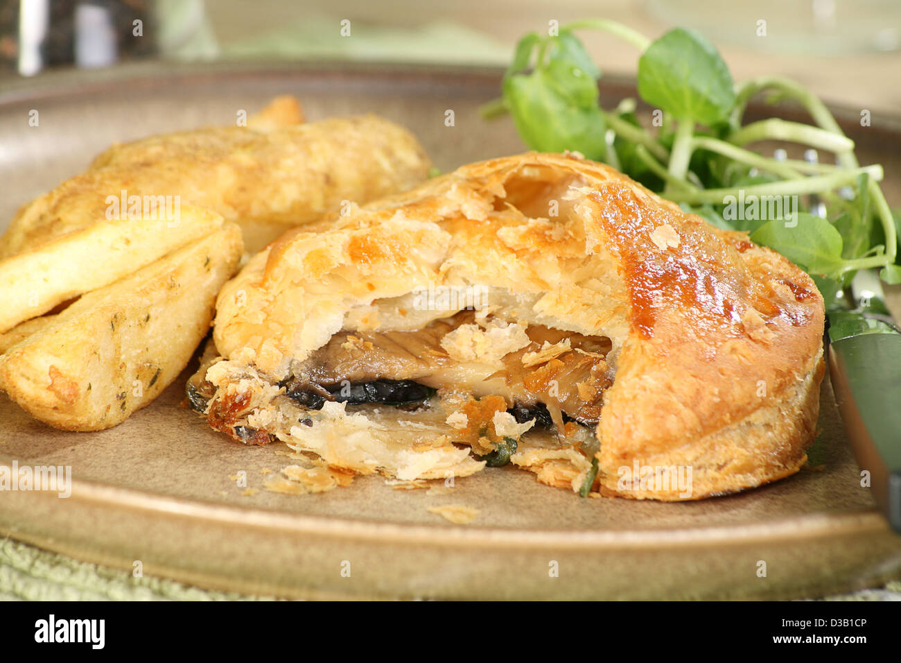 mushroom stilton and spinach en croute Stock Photo Alamy