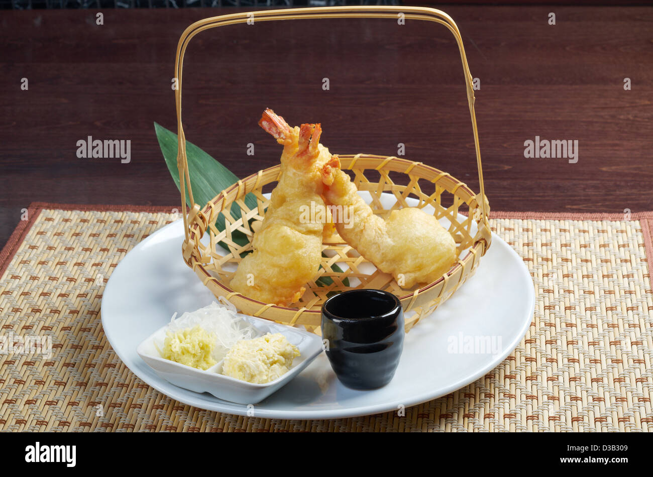 Japanese fried tempura with shrimp in braided basket Stock Photo Alamy