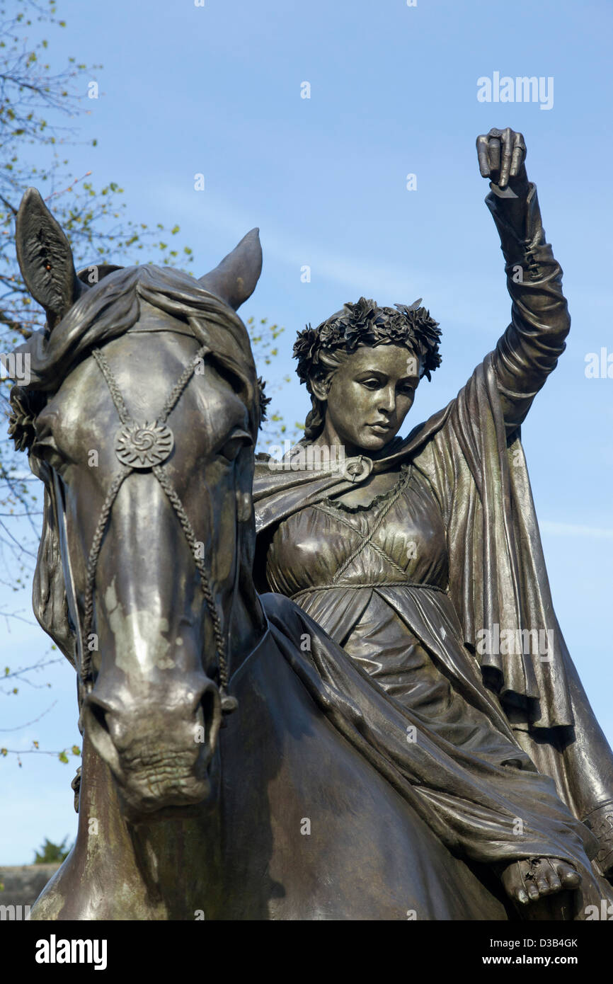 The 'Fine Lady Upon a White Horse' sculpture in Banbury, Oxfordshire