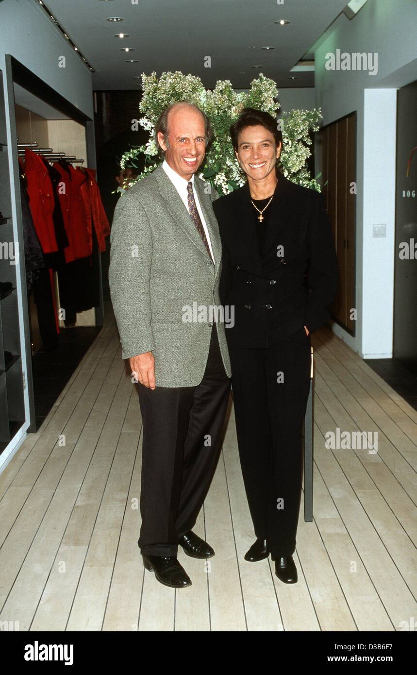 dpa) - Fashion producers Willy and Sonia Bogner are all smiles in their new  boutique on Madison Avenue, New York (undated). Willy Bogner took over the  sportswear and fashion company from his