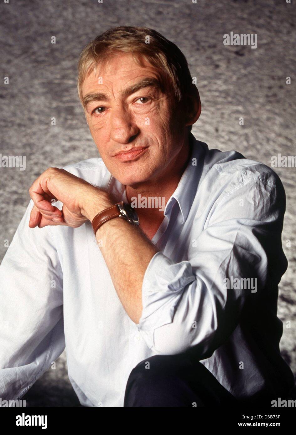 (dpa files) - A file picture shows German actor Gottfried John in Mainz, Germany, February 2000. After beginning his career in the theatre, John became famous with Fassbinder's films 'Berlin Alexanderplatz' (1980) and 'The Marriage of Maria Braun' (1979). He also played the villain in 'James Bond -  Stock Photo