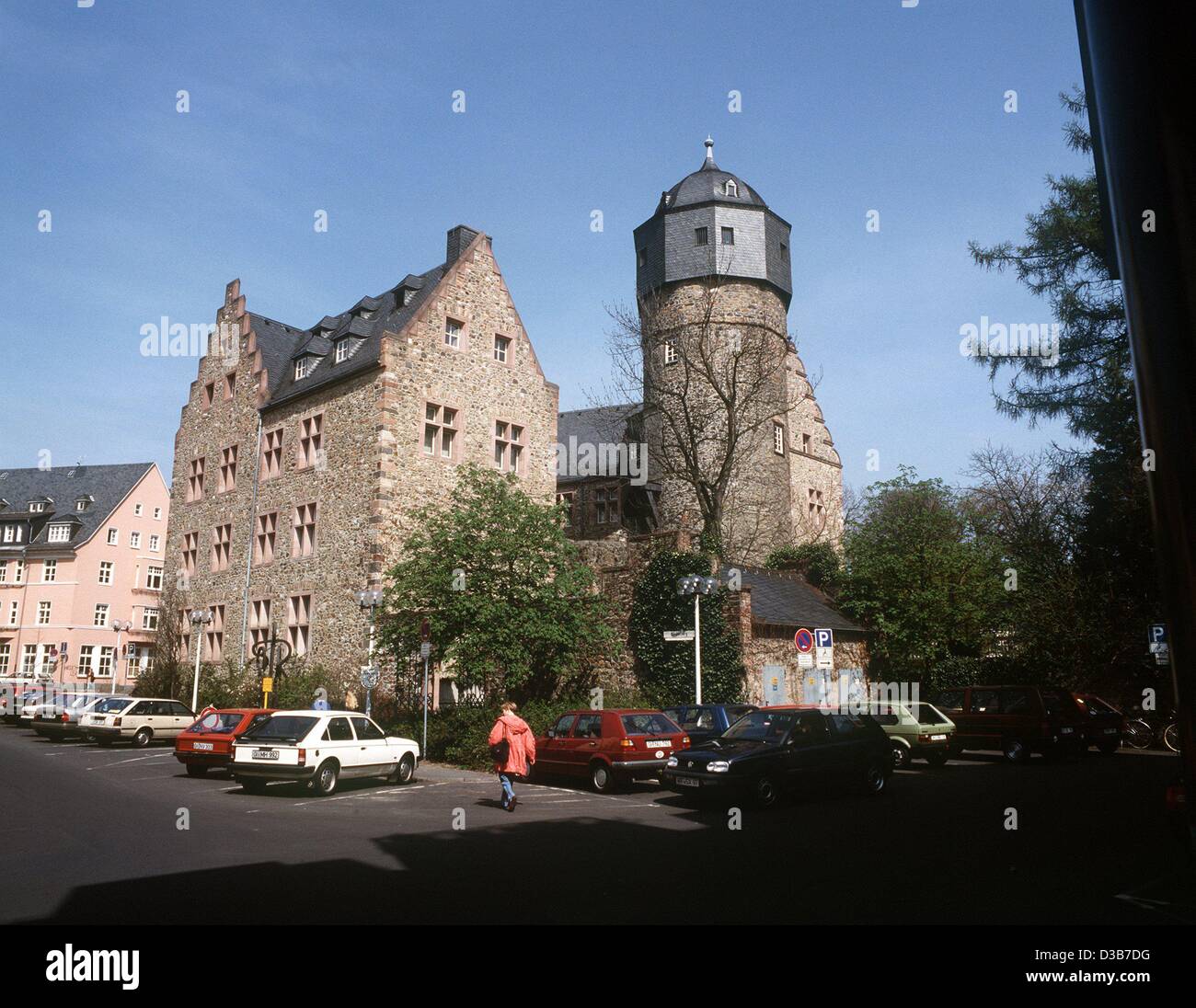 (dpa files) - The old castle in Gießen was built in the 14th century, restructured, destroyed and rebuilt over the following four centuries (picture of 1993). Stock Photo