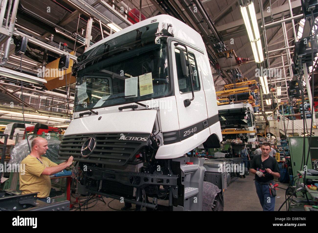 Daimler Benz Hi-res Stock Photography And Images - Alamy