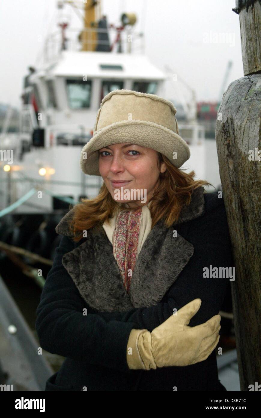 Greta Scacchi Stock Photos & Greta Scacchi Stock Images ...