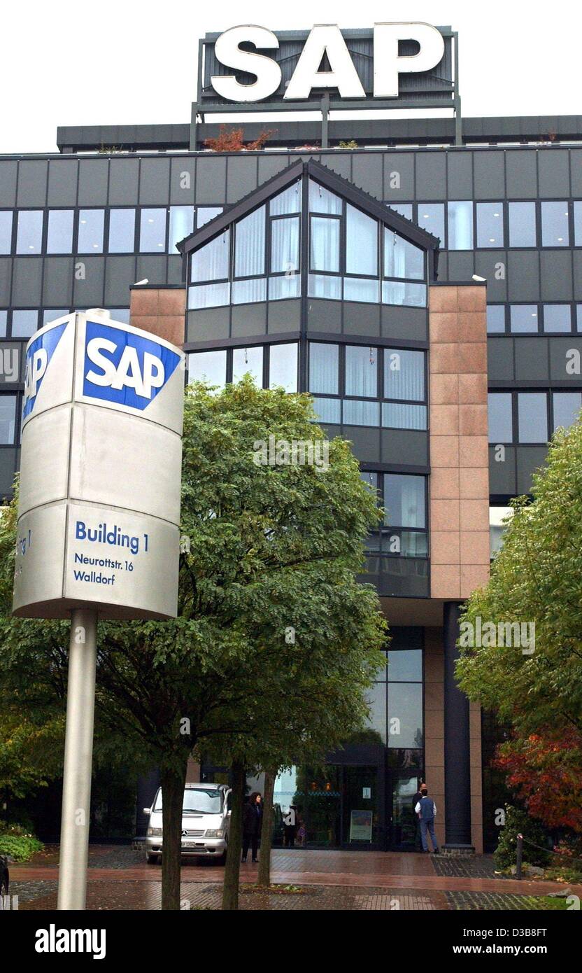 dpa FILES) - The head office of SAP pictured in Walldorf, Germany, 29  January 2003. Europe's biggest software group rose its business volume and  profits in the second quarter 2005 explicitly. SAP