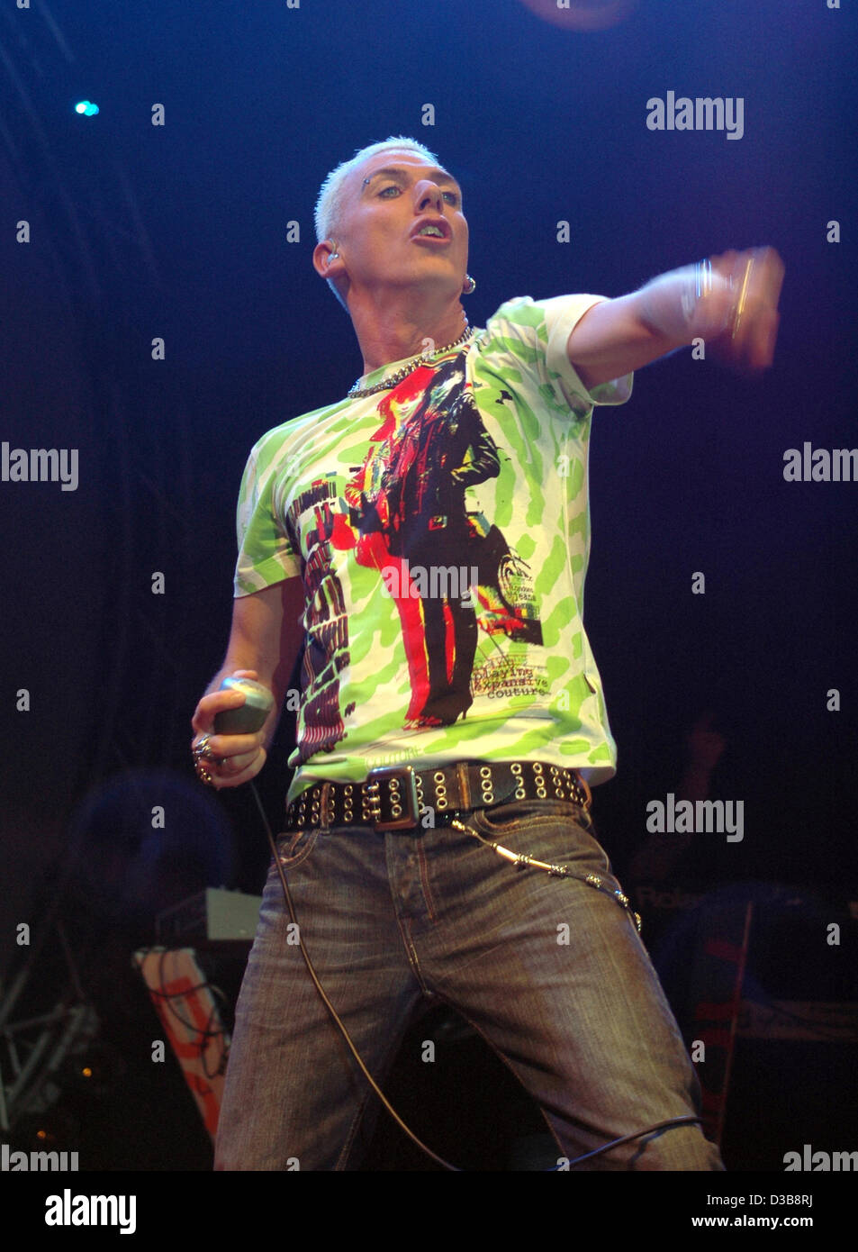 (dpa files) - H.P. Baxxter, singer of the German techno band Scooter, performs during a concert in Hamburg, Germany, 18 December 2004. Stock Photo