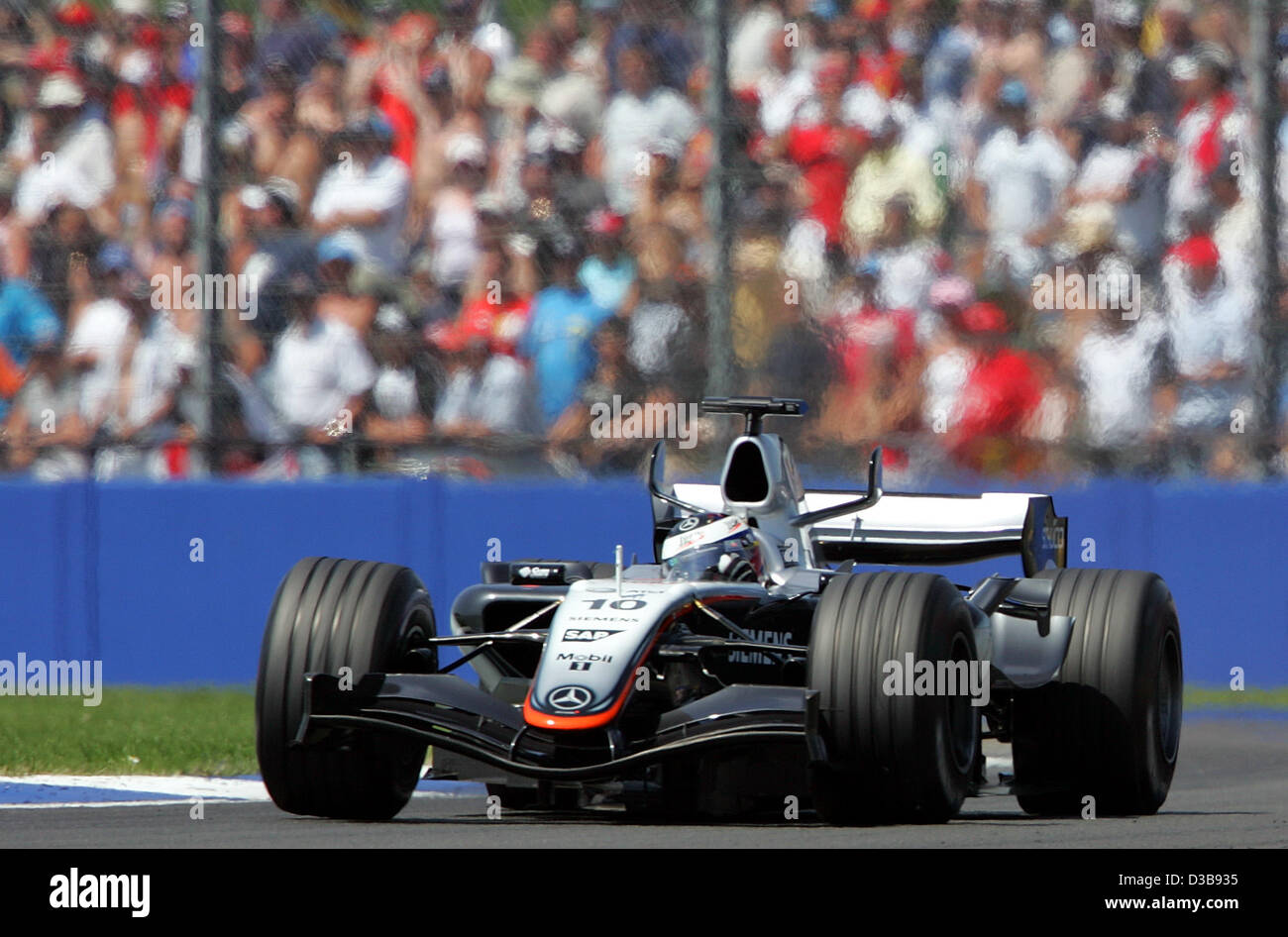 Columbian Formula One driver Juan Pablo Montoya of McLaren Mercedes in action during the British Formula One Grand Prix at the race track in Silverstone, England, Sunday 10 July 2005. Stock Photo