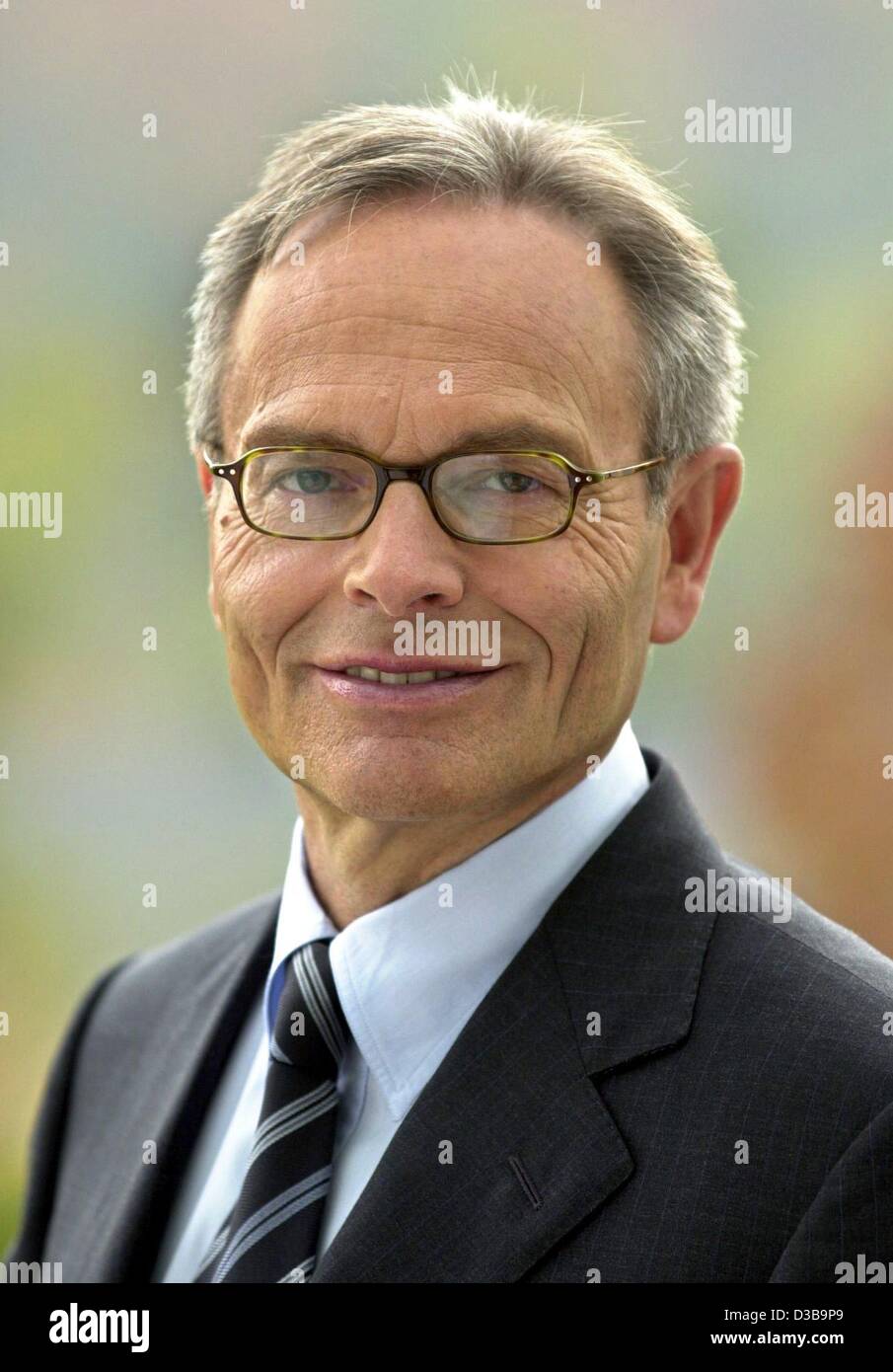 (dpa) - Guenther Fielmann, founder and chairman of the eyeglasses