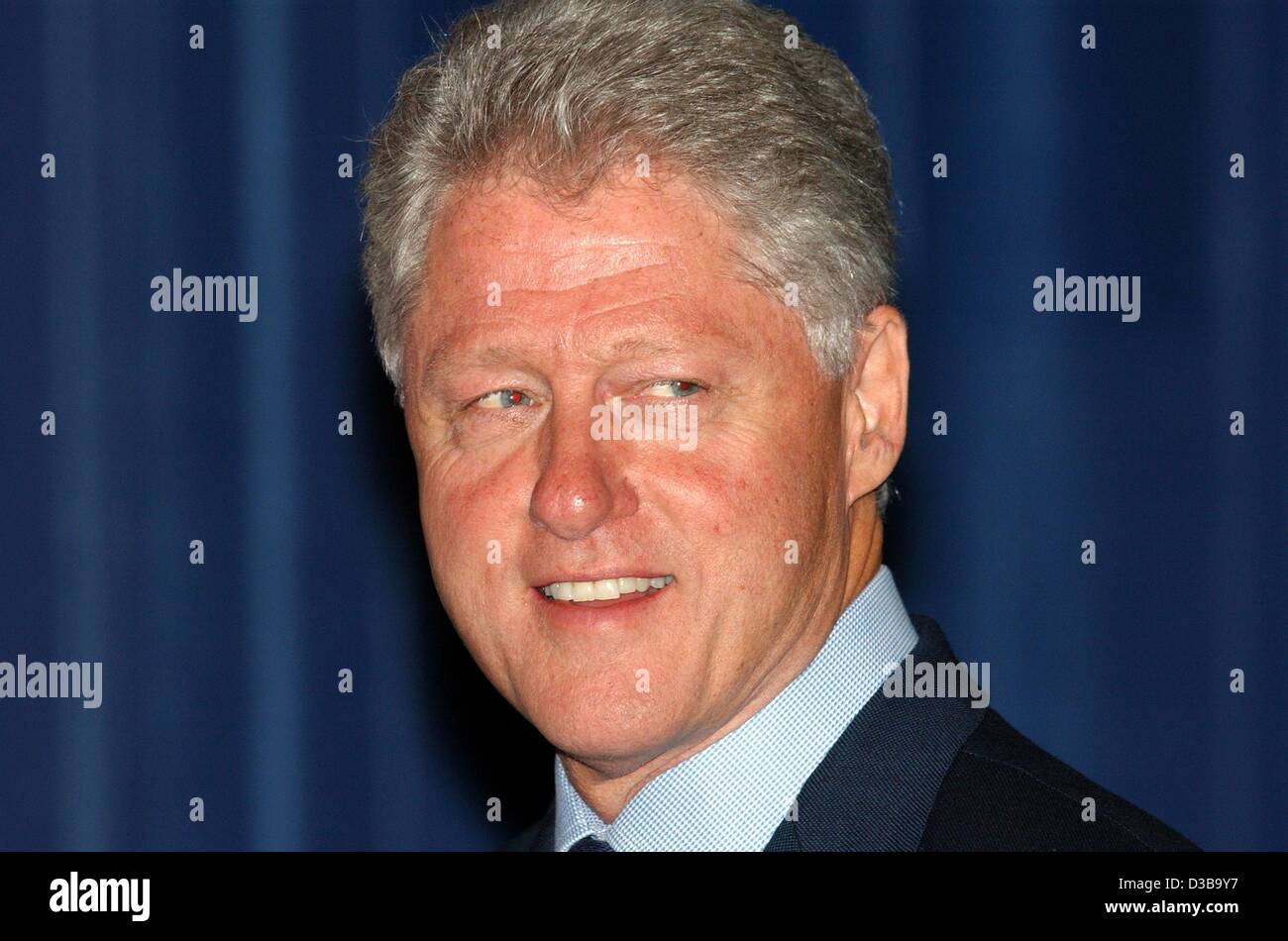 (dpa) - Former US President Bill Clinton, pictured in Munich, 4 October 2002. Stock Photo