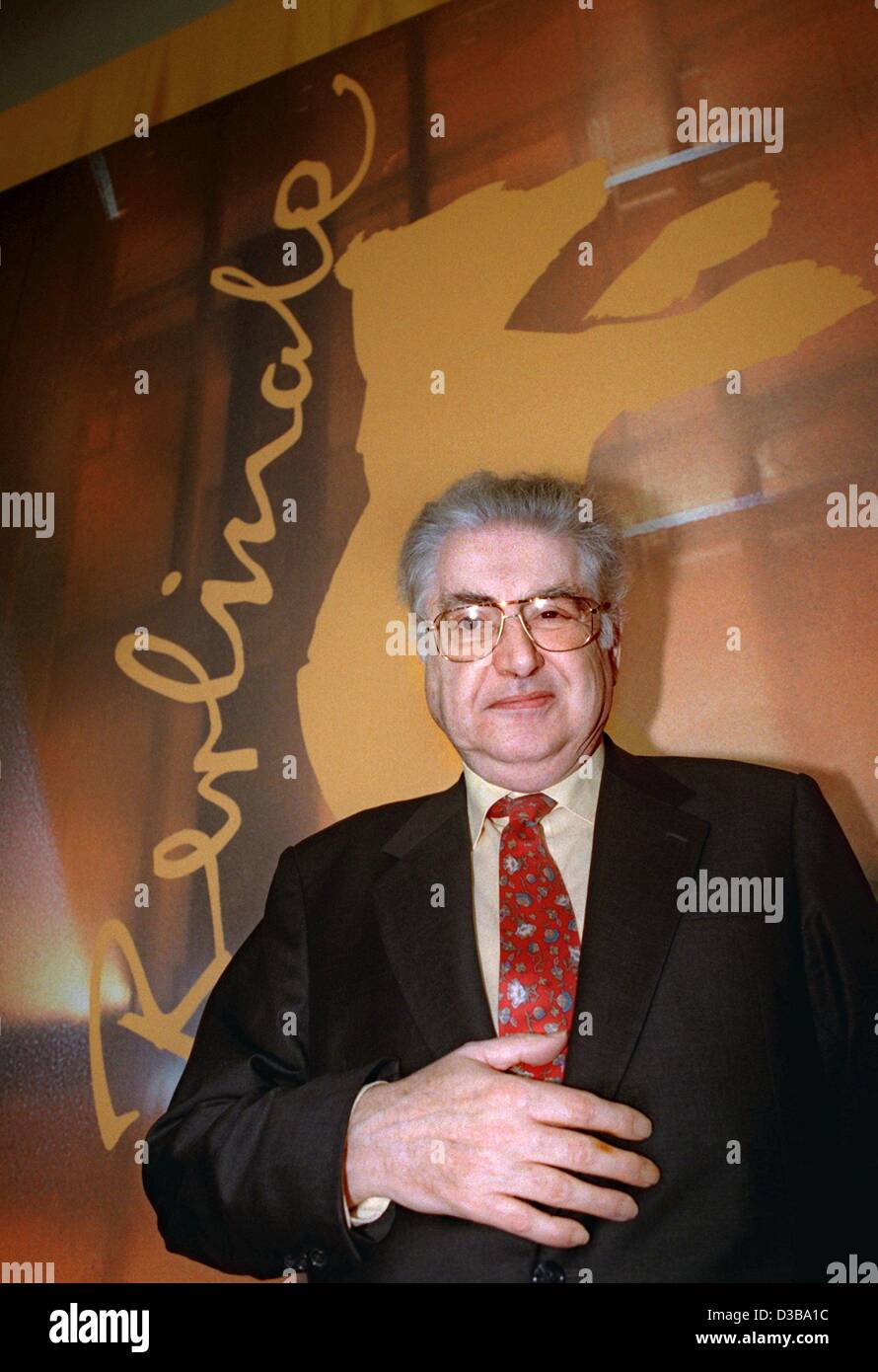 (dpa files) - Moritz de Hadeln, then Director of the International Film Festival, poses in front of a Berlinale poster during a press conference in Berlin, 1 February 2000. Born in 1940 in Exeter, England, Moritz de Hadeln was brought up in Italy, France and Switzerland, of which he is a citizen sin Stock Photo