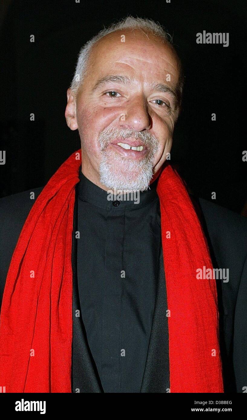 Paulo coelho, the alchemist hi-res stock photography and images - Alamy
