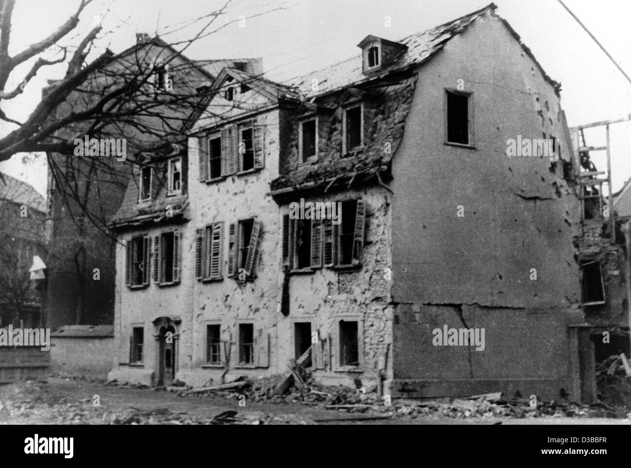 (dpa files) - An undated filer shows the Schiller House in Weimar, which was severely damaged by English and American bombs in February 1945. The house was built in 1777 and was Schiller's last domicile from 1802 until his death in 1805. Stock Photo