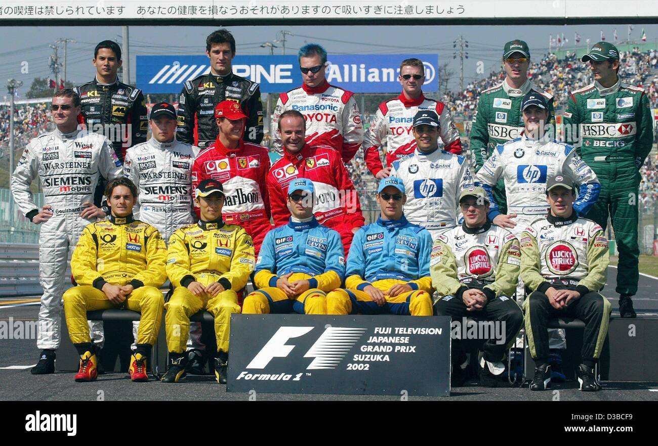 dpa) - The formula one drivers pose for a group photo ahead of the