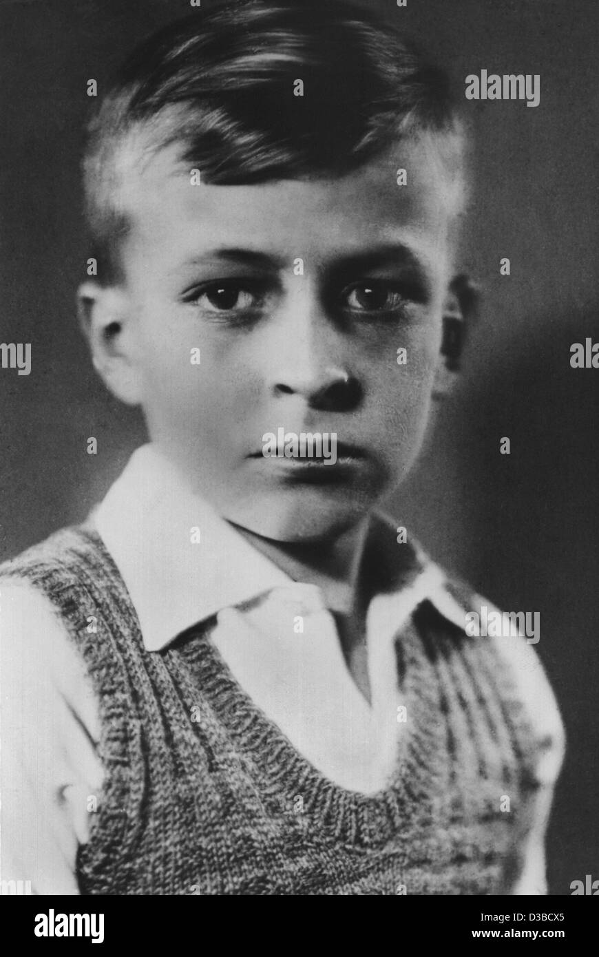 (dpa files) - A file picture shows 10-year-old Claus von Amsberg, who later became Prince of the Netherlands, pictured in Germany, 1937. On 6 October 2002 Prince Claus died at the age of 76. The husband of Her Majesty Queen Beatrix died in Amsterdam's university hospital of the progressive effects o Stock Photo