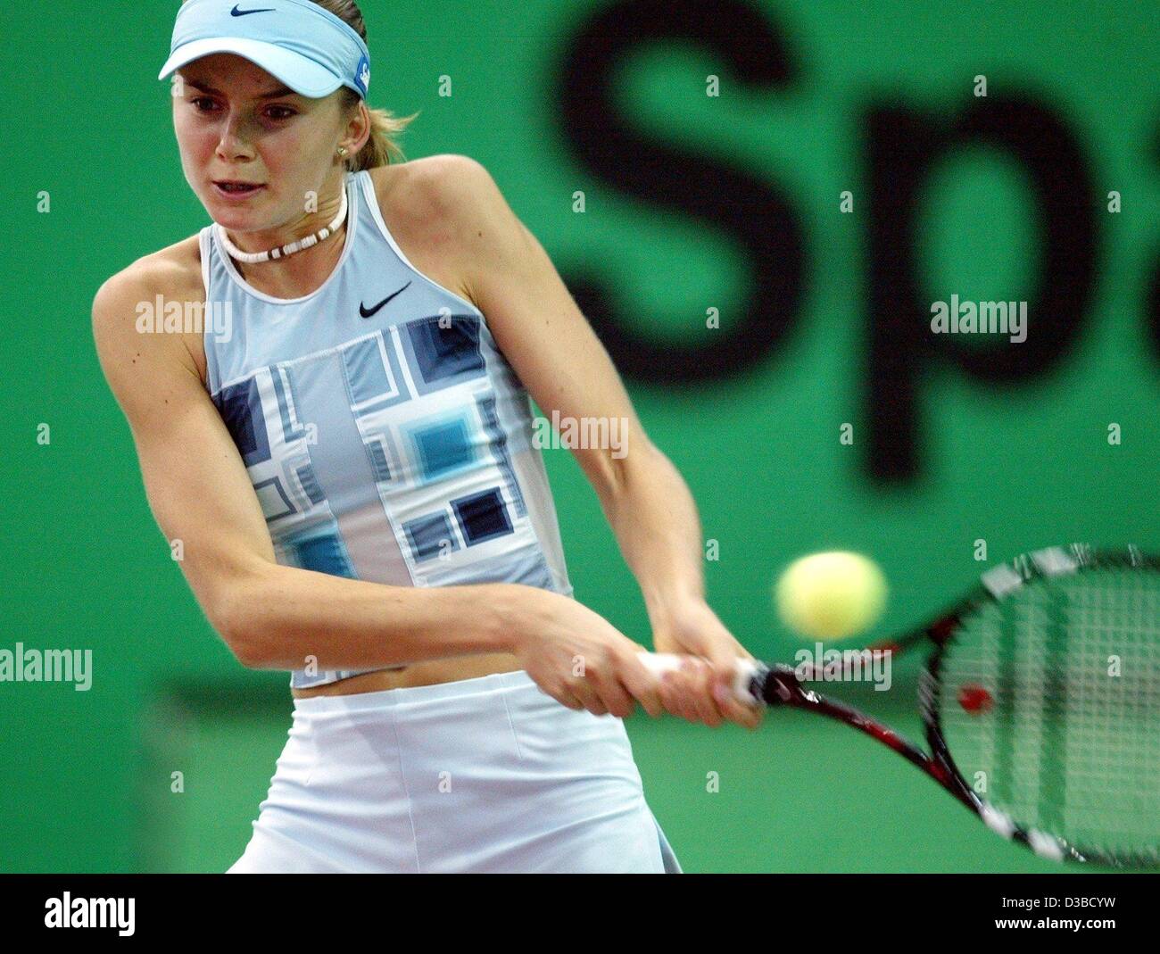 (dpa) - Slovakia's Daniela Hantuchova plays a backhand during the quarter final match of the 13th International Sparkassen Cup WTA Tournament in Leipzig, Germany, 27 September 2002. She is defeated 6:4 and 7:5 by Belgium's Justine Henin. Stock Photo