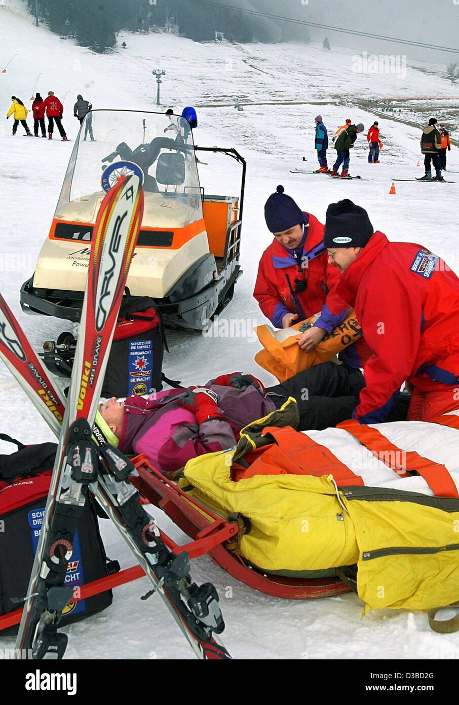 Sports spo social issues soi accidents skiing accident snowmobile