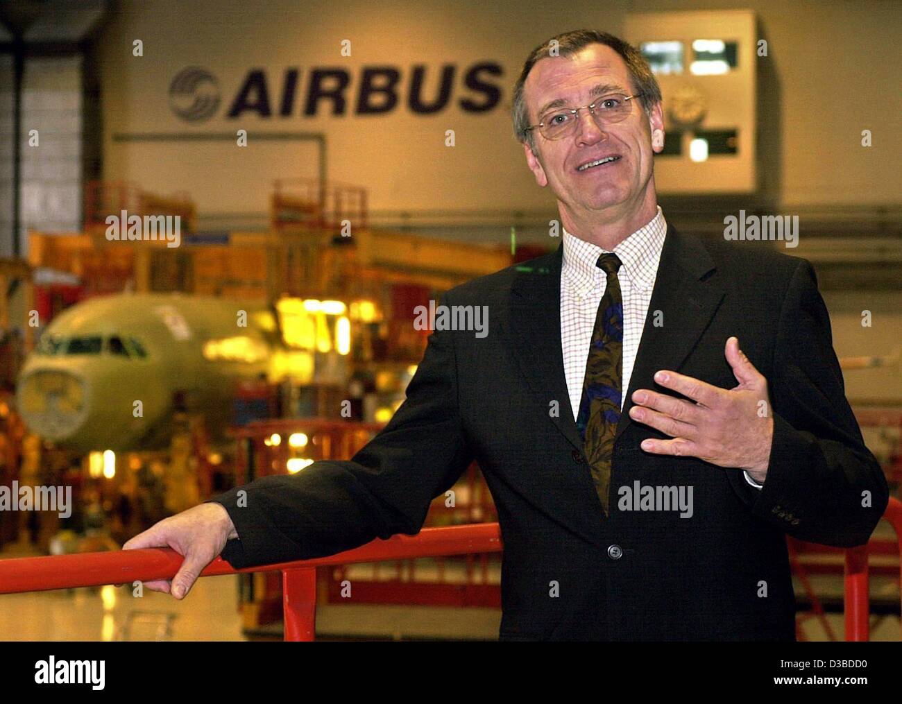 (dpa) - Gerhard Puttfarcken, new director of Airbus Deutschland GmbH, is posing in a plant in Hamburg-Finkenwerder, 28 January 2003. The new wide-bodied aircraft A380 is to take off from Hamburg as of spring 2005. 'Airbus is one of the few companies in Germany creating new jobs in these difficult ti Stock Photo