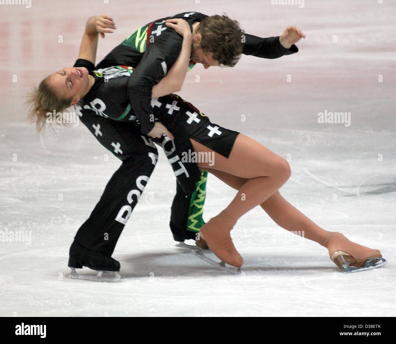 (dpa) German figure skaters Kati Winkler and Rene Lohse are