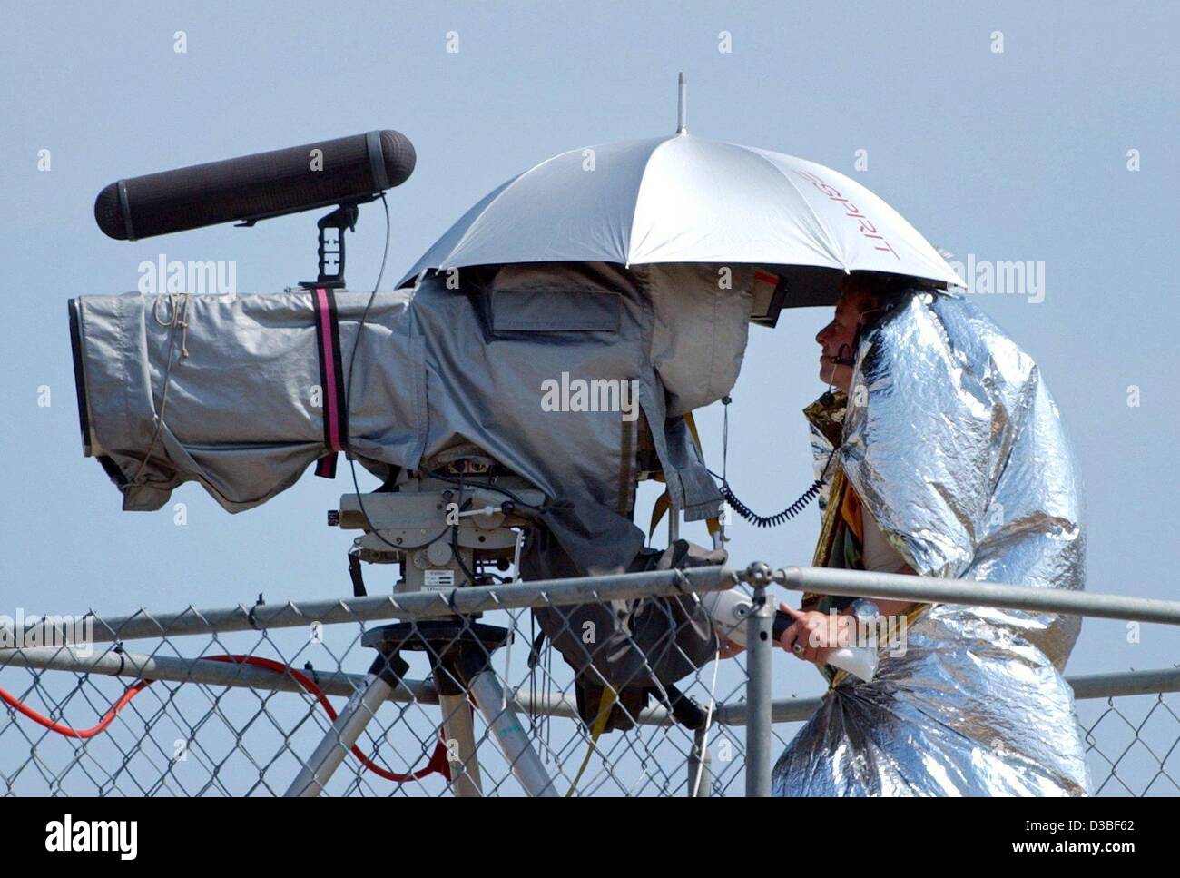 Camerawoman hi-res stock photography and images - Alamy