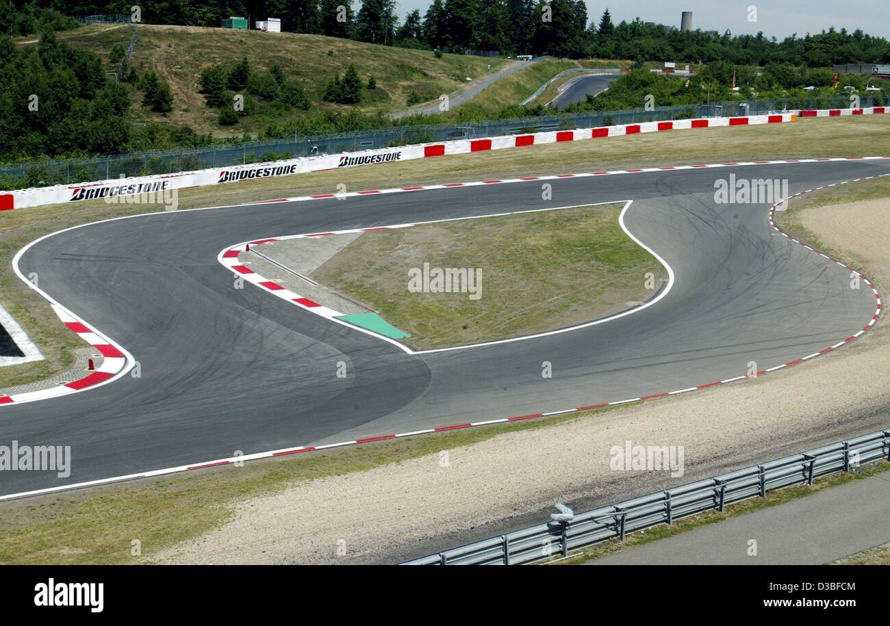 (dpa) - A view of the changed NGK baffle at the Nuerburgring race track, Germany, 26 June 2003. The curve was reconstructed by request of German formula one pilot and world champion Michael Schumacher. The curve now has to be driven in the first gear at a low speed. The formula one European Grand Pr Stock Photo