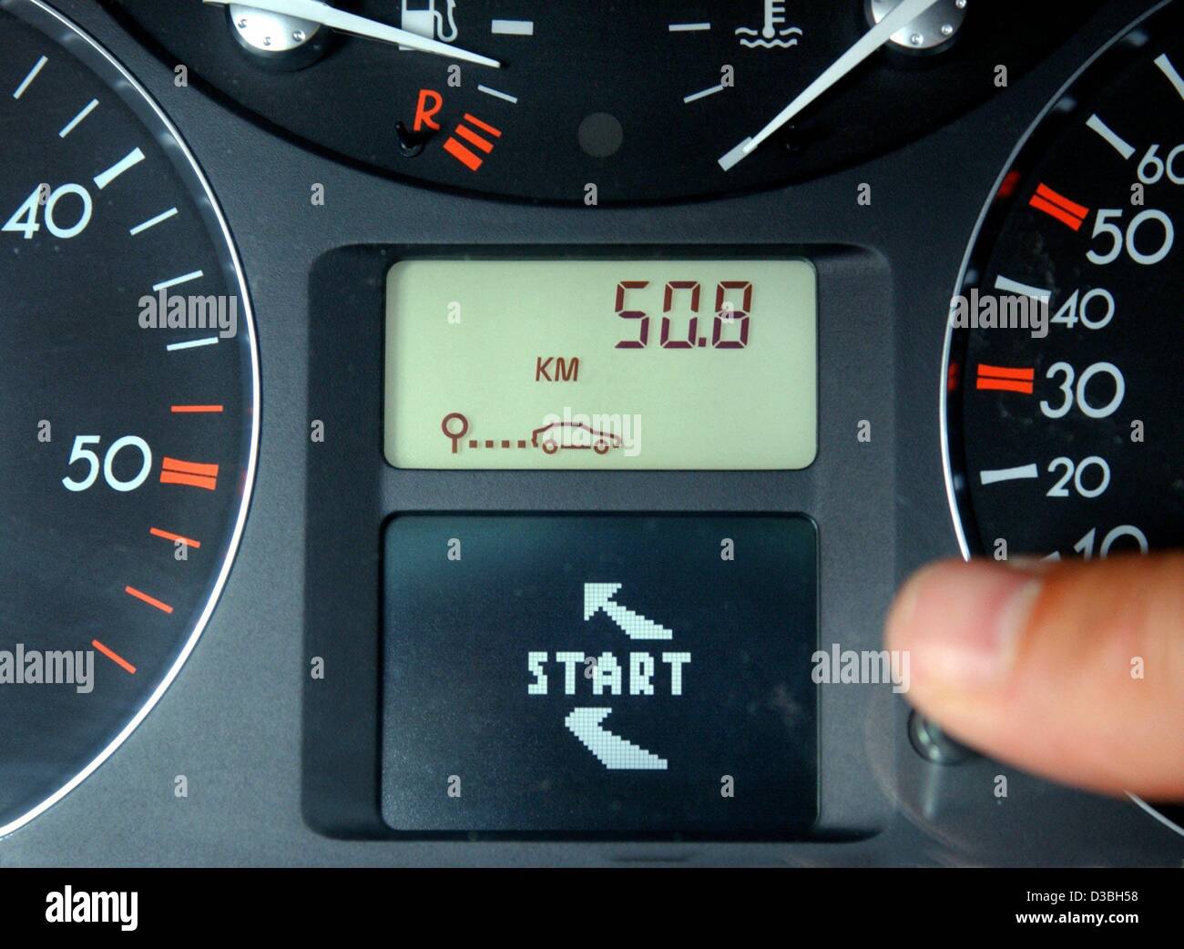 Car speedo hires stock photography and images Alamy