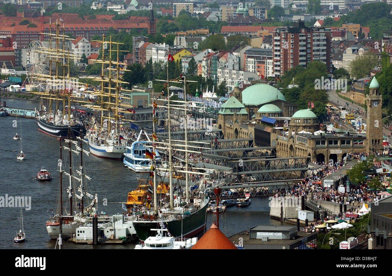 (dpa) - Numerous sailing boats are lying at St. Pauli Landungsbruecken on the 814th birthday of the harbour, Hamburg, 11 May 2003. Stock Photo