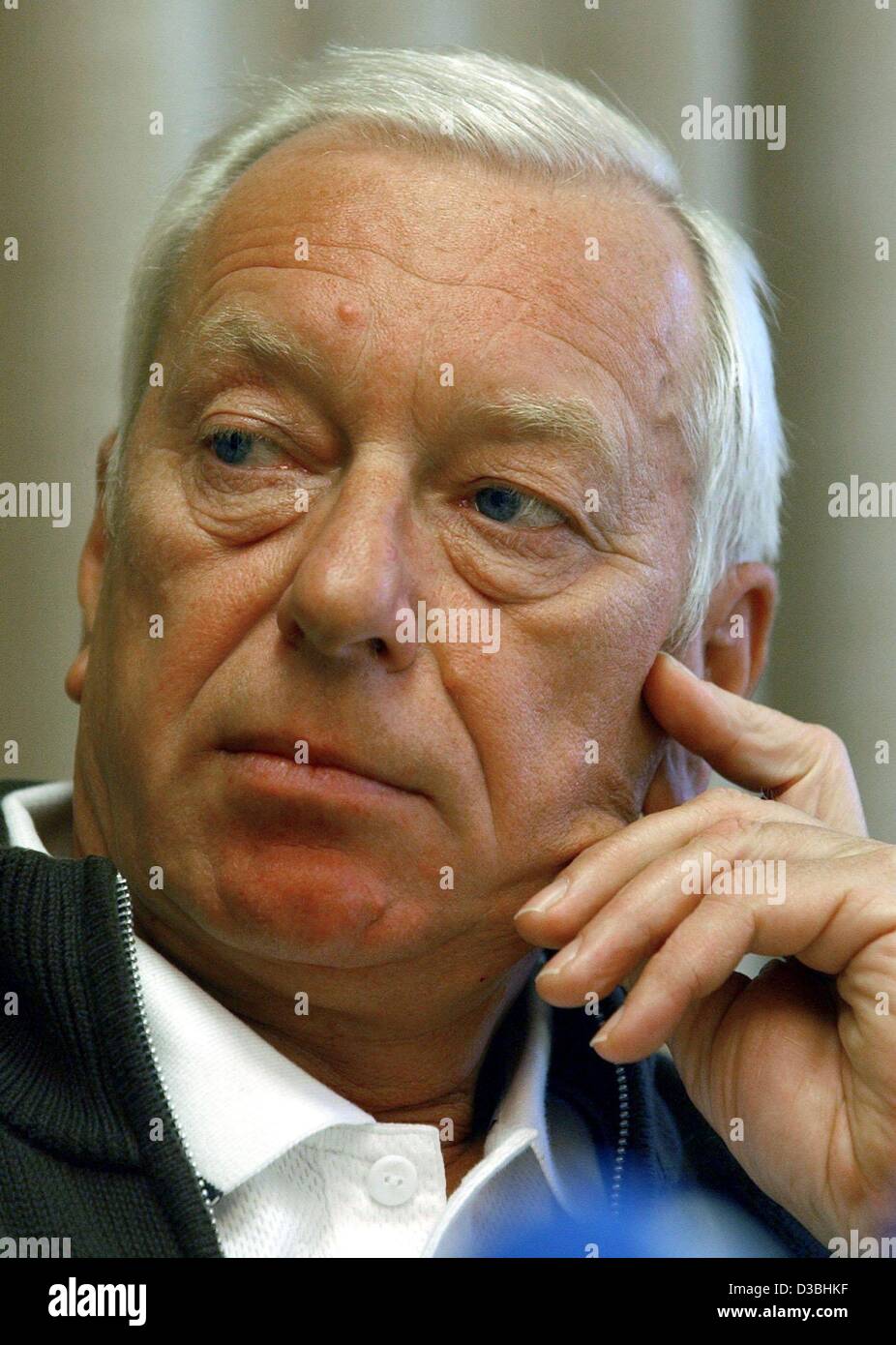 (dpa) - Reinhard Hess, German national ski jump coach, pictured during a press conference in Munich, 16 April 2003. The 58-year-old coach resigns after coaching the Germany team for ten years. In the future he will be chief coach of the German Ski Federation DSV (Deutscher Ski Verband). Stock Photo